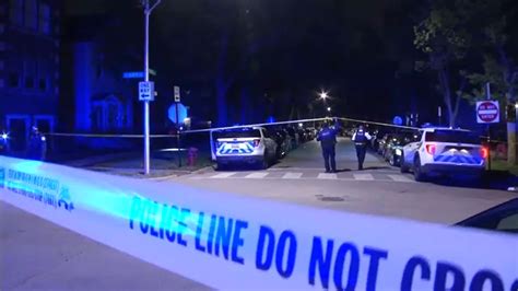 3 people shot, 1 critically, in Chicago's South Shore